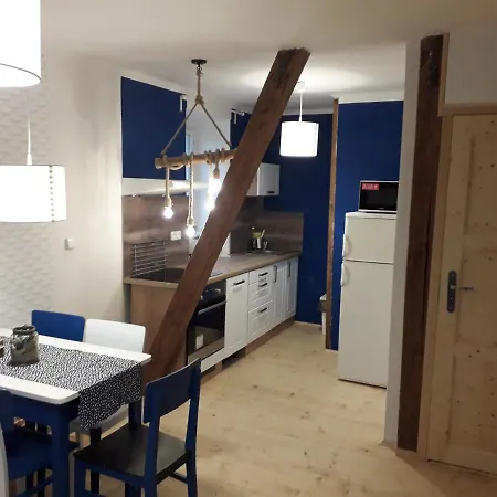 Apartman Kotviste Apartament *