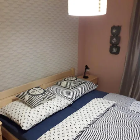 Apartman Kotviste *