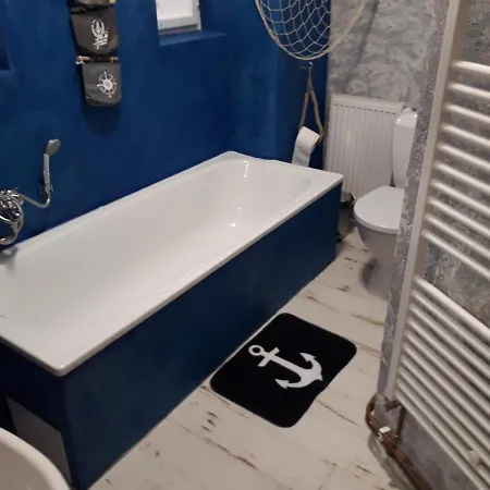 Apartament Apartman Kotviste *